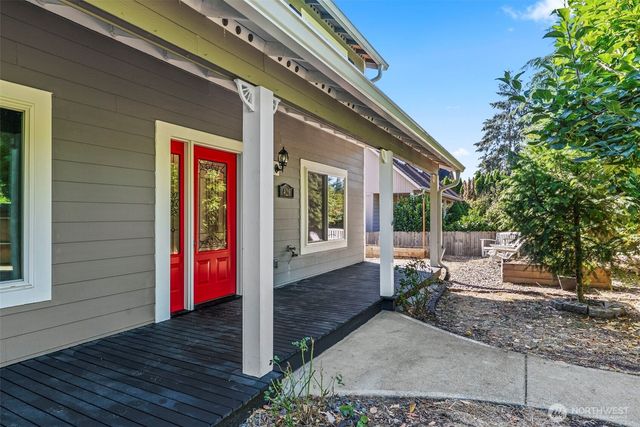 428 S 2nd Place, Kalama, WA 98625