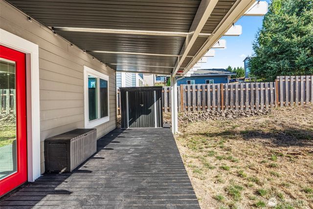 428 S 2nd Place, Kalama, WA 98625