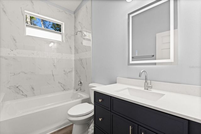 345 W PLYMOUTH AVENUE, Deland, FL 32720