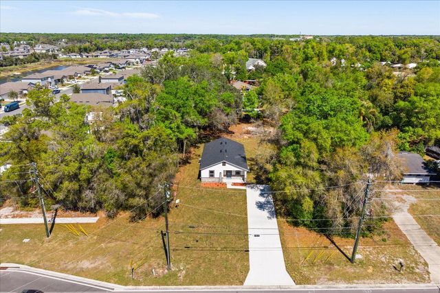 345 W PLYMOUTH AVENUE, Deland, FL 32720