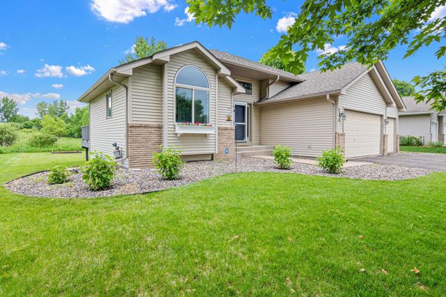 6218 152nd Street N, Hugo, MN 55038
