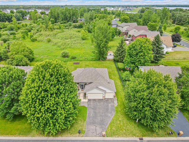 6218 152nd Street N, Hugo, MN 55038