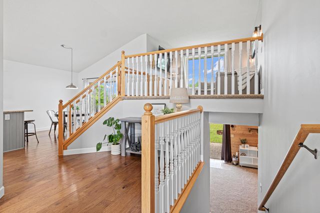 6218 152nd Street N, Hugo, MN 55038