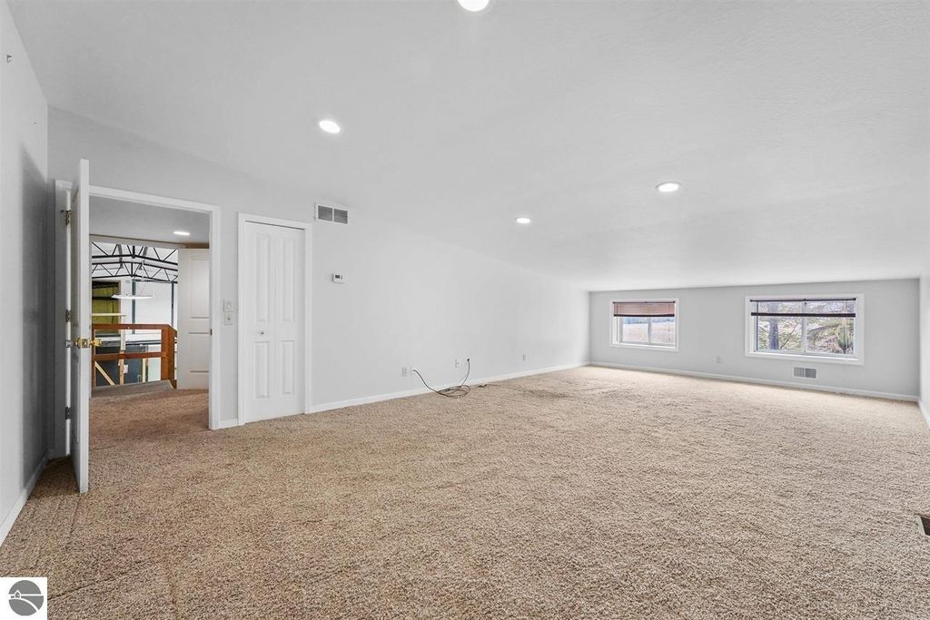 Image 5 of property listing at 9435 Cherry Bend Road, Traverse City, MI 49684