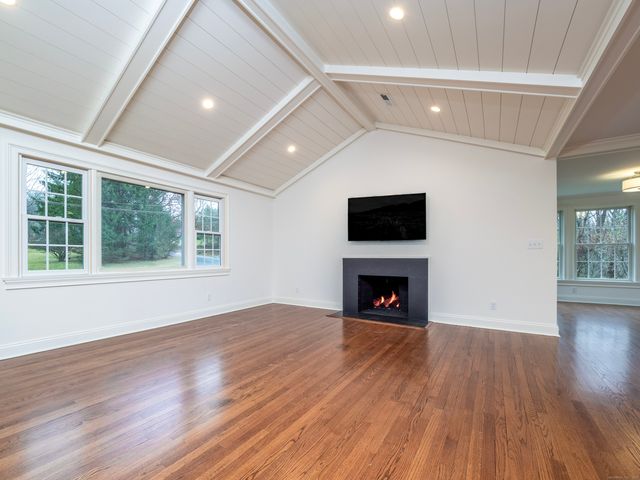 7 Finch Drive, Ridgefield, CT 06877