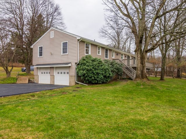 7 Finch Drive, Ridgefield, CT 06877