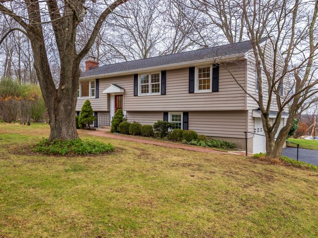 7 Finch Drive, Ridgefield, CT 06877