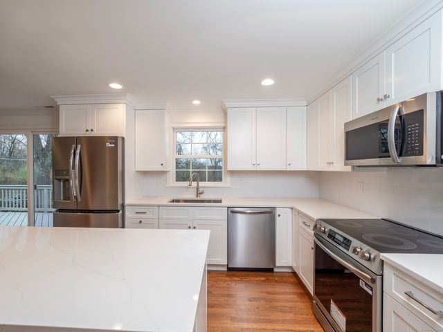 7 Finch Drive, Ridgefield, CT 06877