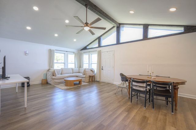 7 Roberts Ln, Lebanon, TN 37087