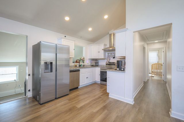 7 Roberts Ln, Lebanon, TN 37087