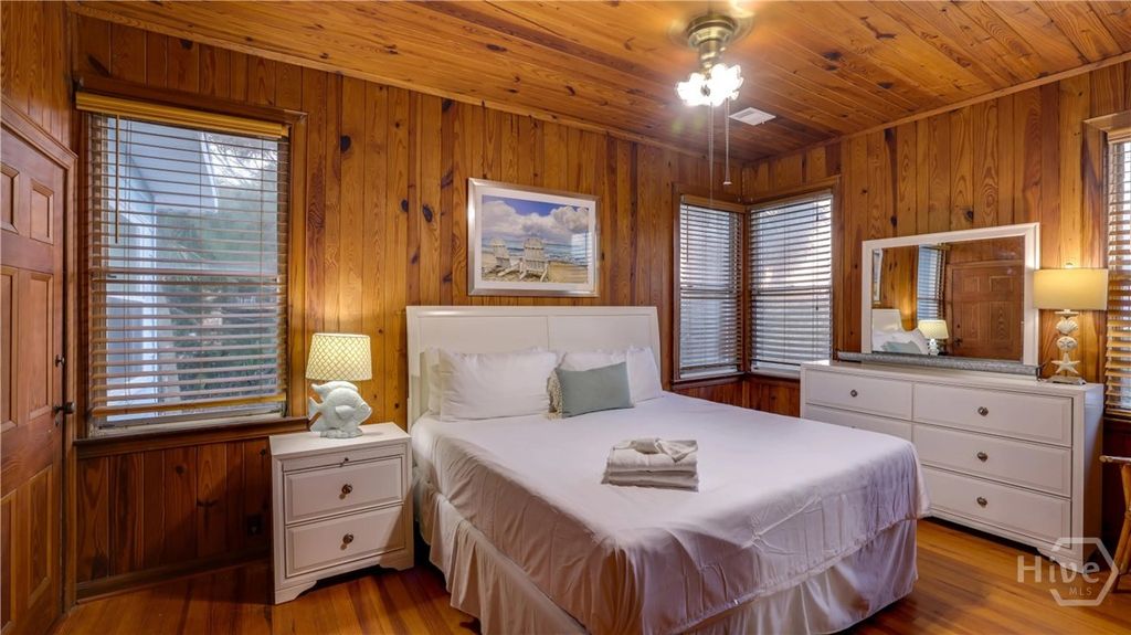 Image 13 of property listing at 15 15th Street, Tybee Island, GA 31328