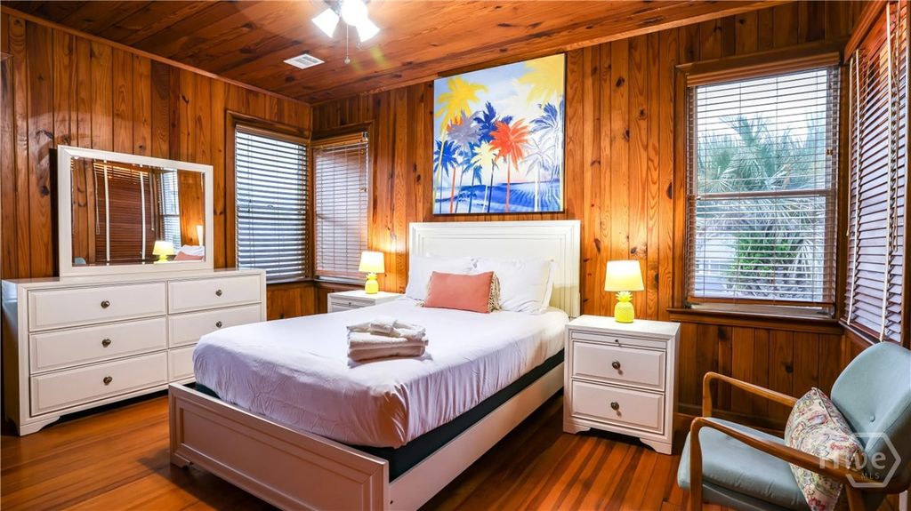 Image 14 of property listing at 15 15th Street, Tybee Island, GA 31328