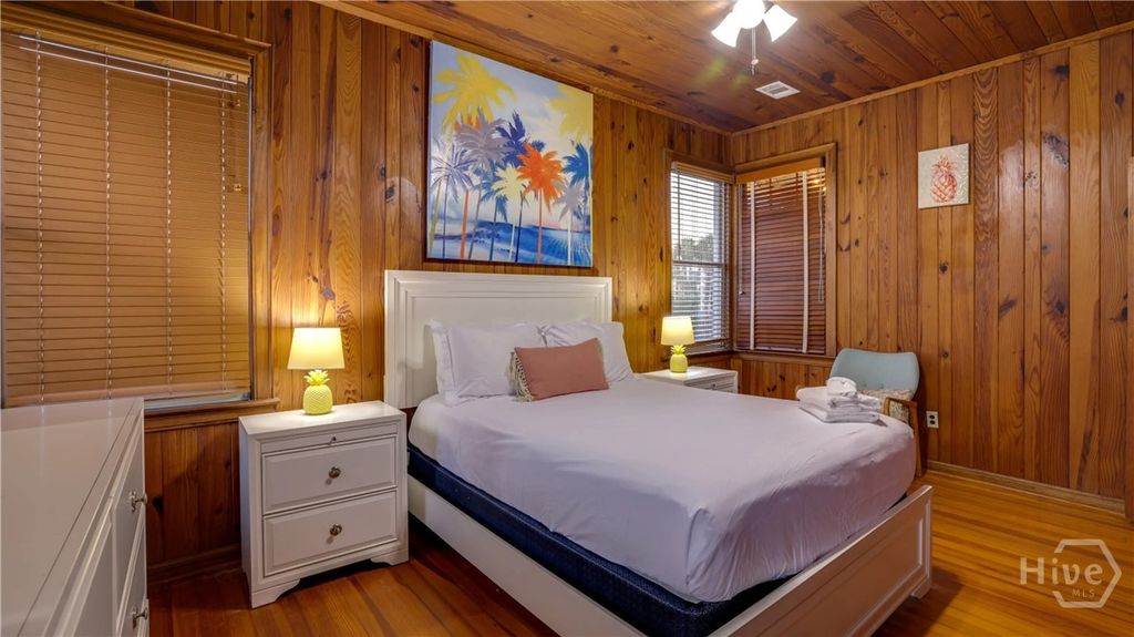 Image 16 of property listing at 15 15th Street, Tybee Island, GA 31328