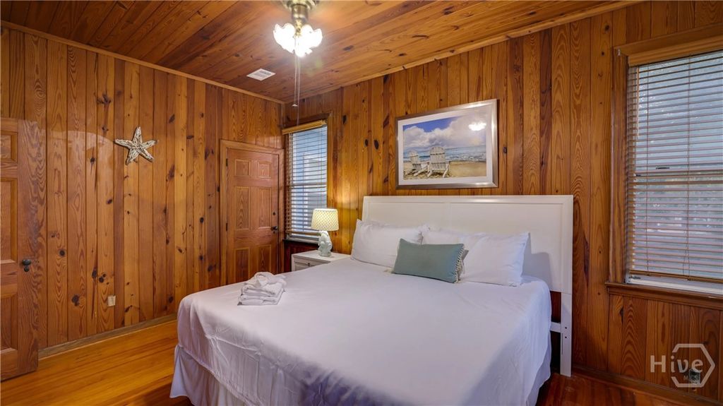 Image 17 of property listing at 15 15th Street, Tybee Island, GA 31328