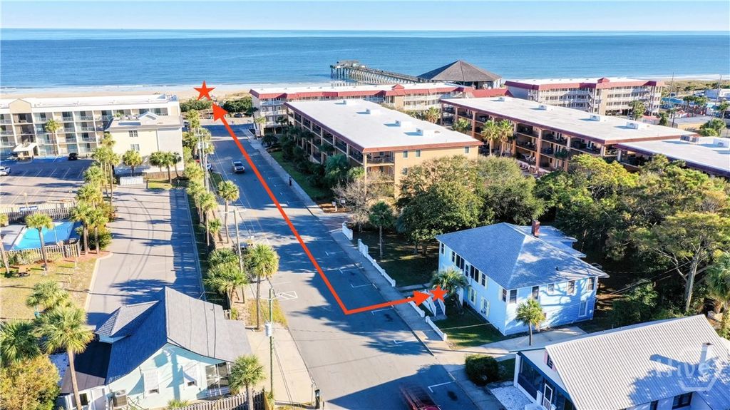 Image 2 of property listing at 15 15th Street, Tybee Island, GA 31328