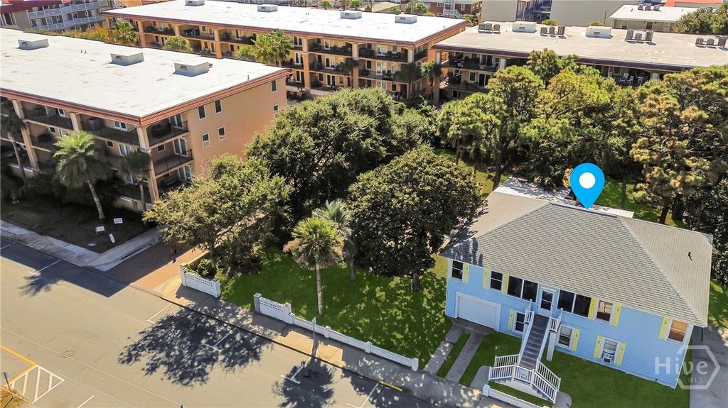 Image 38 of property listing at 15 15th Street, Tybee Island, GA 31328