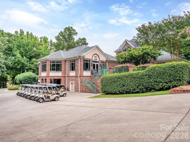 5361 Cambridge Bay Drive, Charlotte, NC 28269