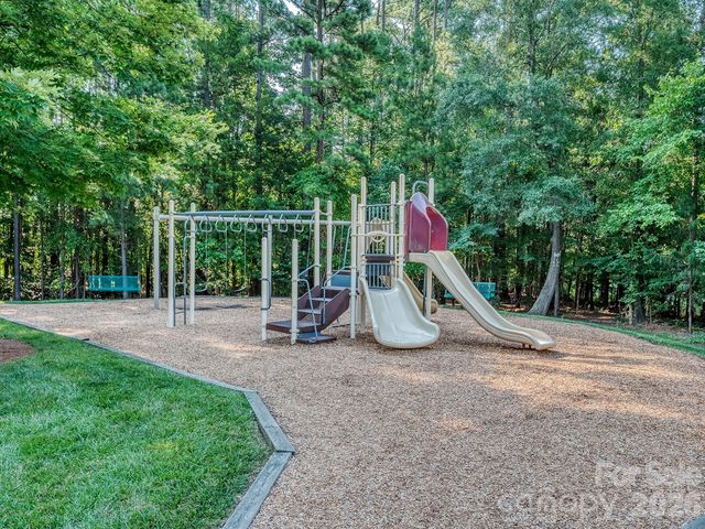 5361 Cambridge Bay Drive, Charlotte, NC 28269