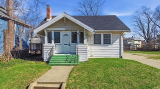 1238 Diamond Avenue, South Bend, IN 46628