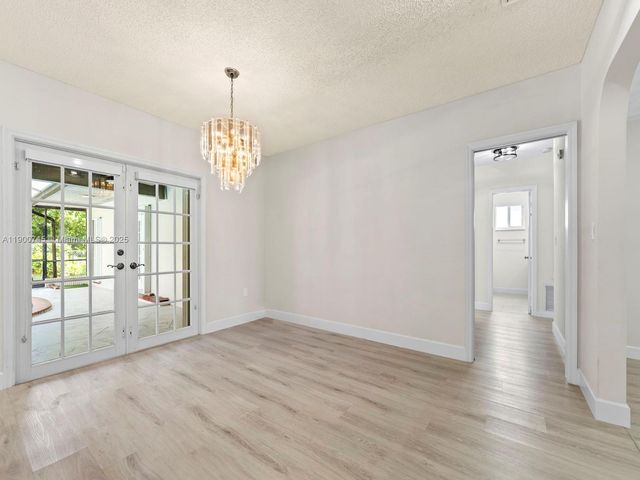 17223 SW 87th Ave, Palmetto Bay, FL 33157