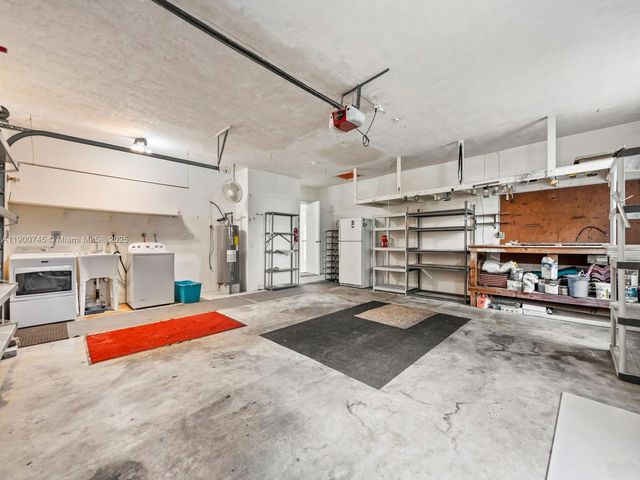 17223 SW 87th Ave, Palmetto Bay, FL 33157