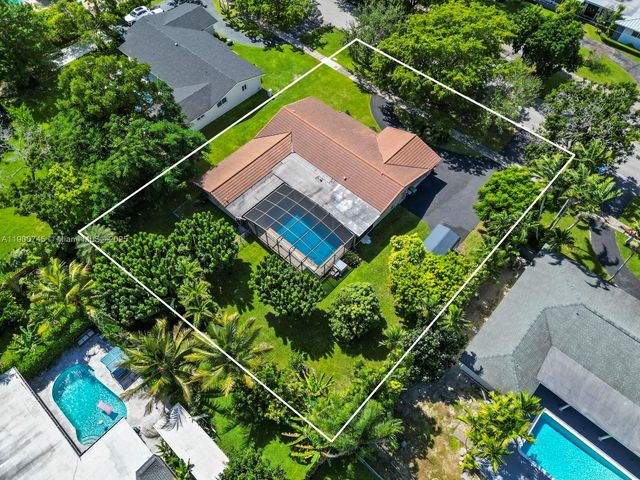 17223 SW 87th Ave, Palmetto Bay, FL 33157
