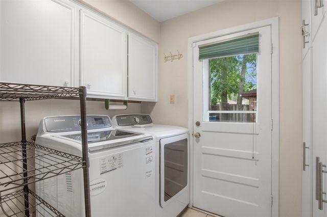 711 Rosewood Drive, Shenandoah, TX 77381