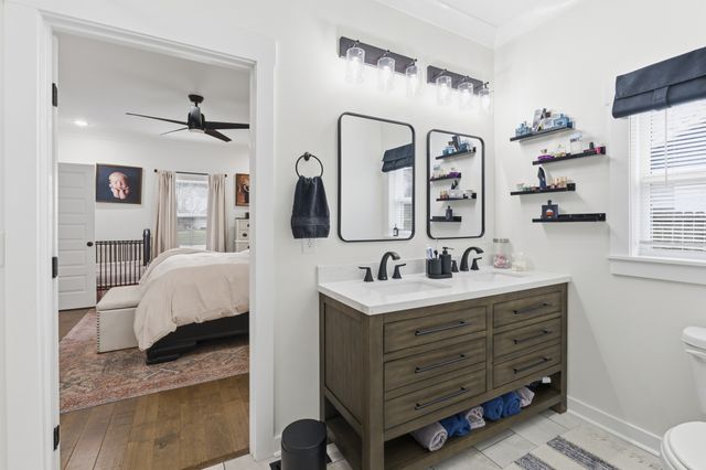 411 2nd Ave, S, Loretto, TN 38469