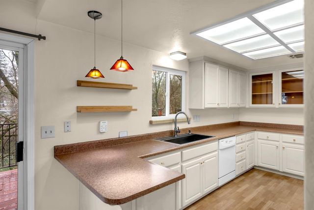 813 Blue Bell Ct, Placerville, CA 95667