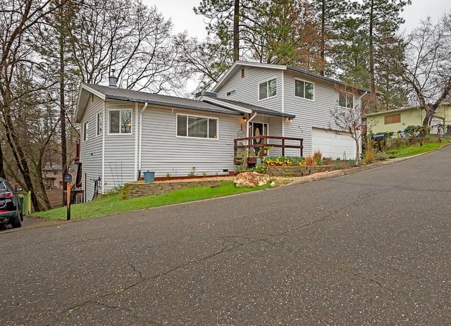 813 Blue Bell Ct, Placerville, CA 95667