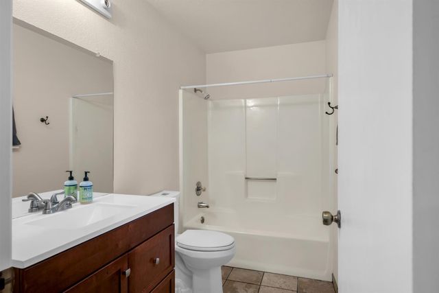 813 Blue Bell Ct, Placerville, CA 95667