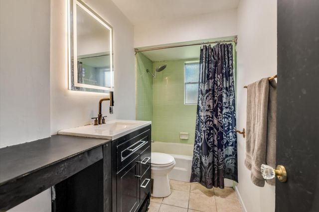 407 Hill ST, Smithville, TX 78957