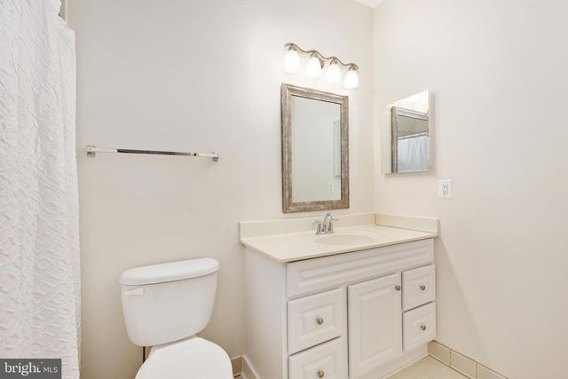 14 NORWOOD LN, Fredericksburg, VA 22406