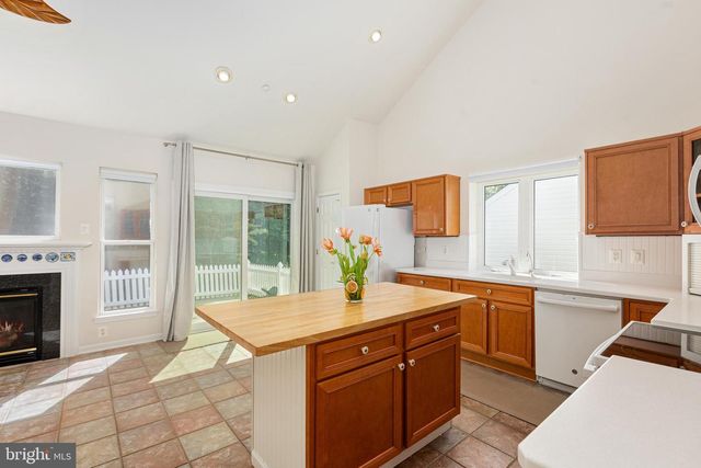 14 NORWOOD LN, Fredericksburg, VA 22406