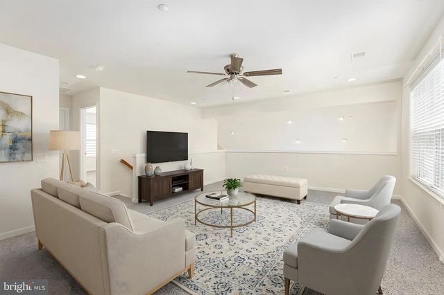 14 NORWOOD LN, Fredericksburg, VA 22406