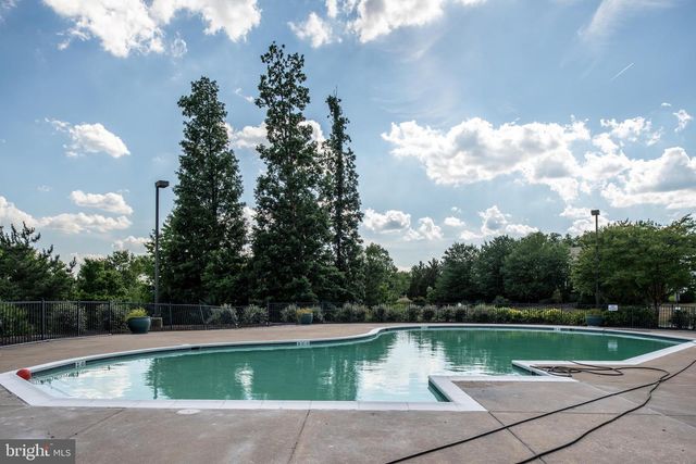 14 NORWOOD LN, Fredericksburg, VA 22406
