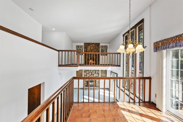 15010 E Shelly Ct, Veradale, WA 99037