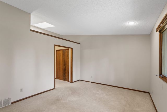 15010 E Shelly Ct, Veradale, WA 99037
