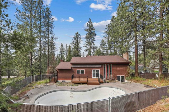 15010 E Shelly Ct, Veradale, WA 99037