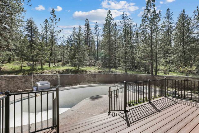 15010 E Shelly Ct, Veradale, WA 99037