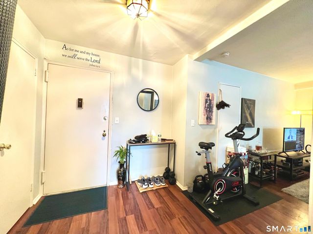 39 Glenbrook Road 5L, Stamford, CT 06902