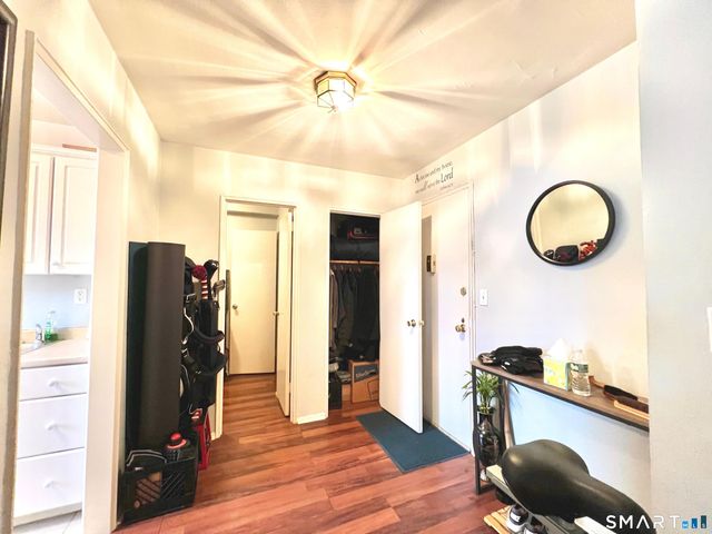 39 Glenbrook Road 5L, Stamford, CT 06902