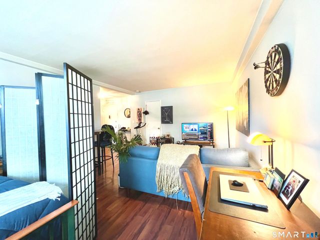 39 Glenbrook Road 5L, Stamford, CT 06902