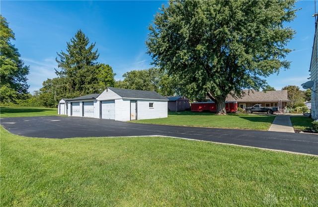 4070 Tipp Cowlesville Road, Tipp City, OH 45371