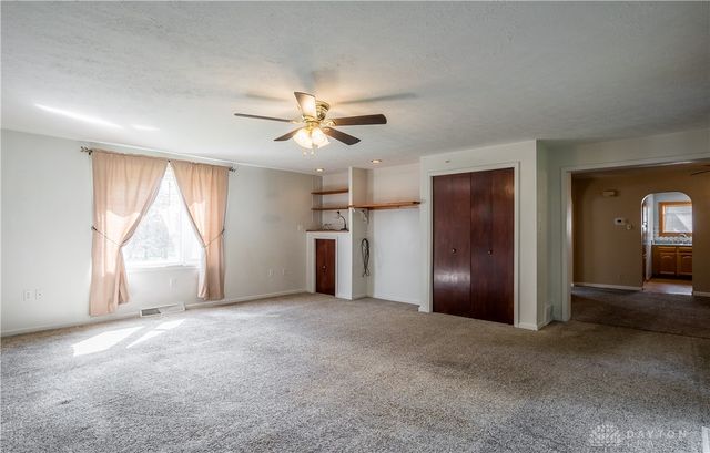 4070 Tipp Cowlesville Road, Tipp City, OH 45371