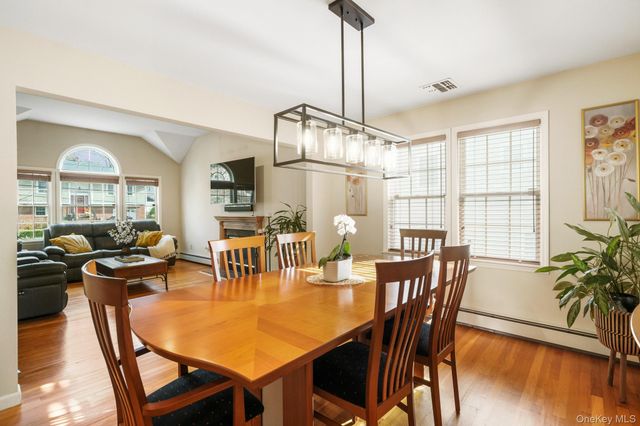 136 Edgewood Avenue, Thornwood, NY 10594