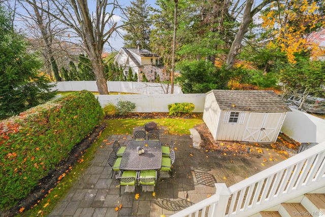 136 Edgewood Avenue, Thornwood, NY 10594