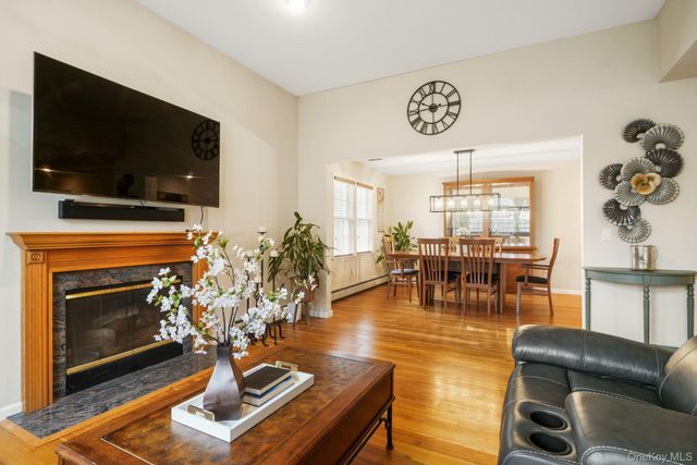 136 Edgewood Avenue, Thornwood, NY 10594