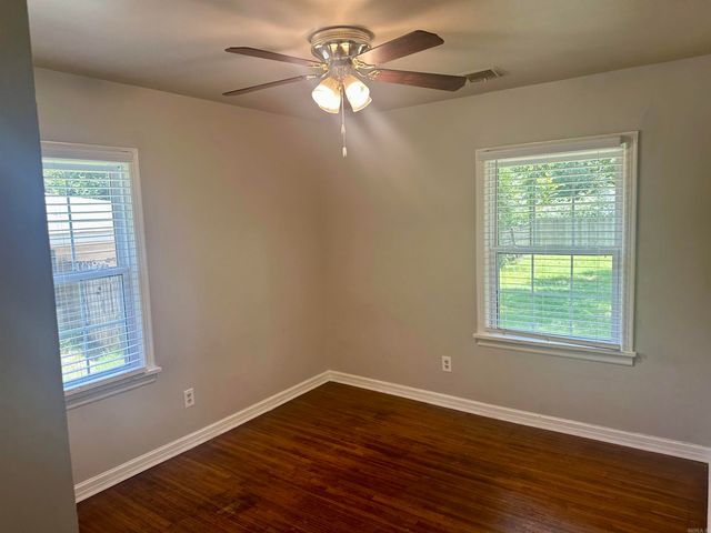 605 W Martin Street, Jacksonville, AR 72076
