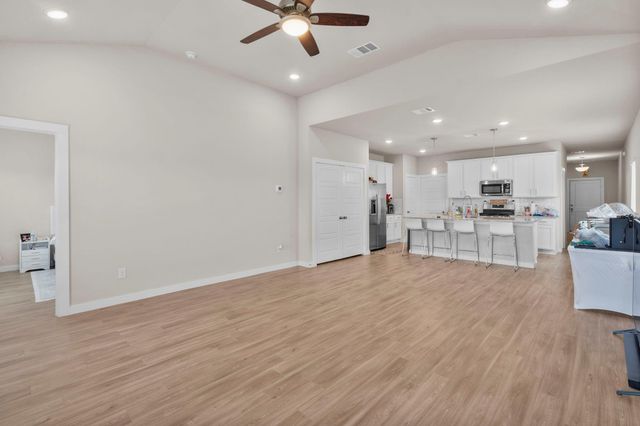 5858 Dawning Sun Street, Fulshear, TX 77441